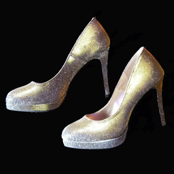 FIONI Clothing Shoes - Metallic platform heels